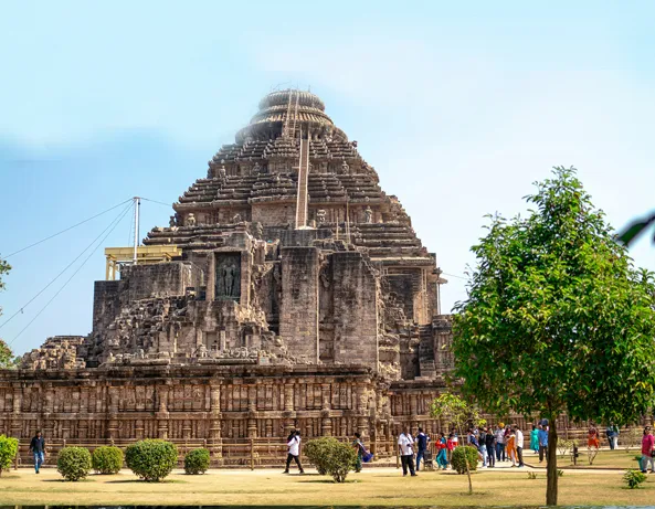 Konark Sun Temple & Odisha Deluxe Tour